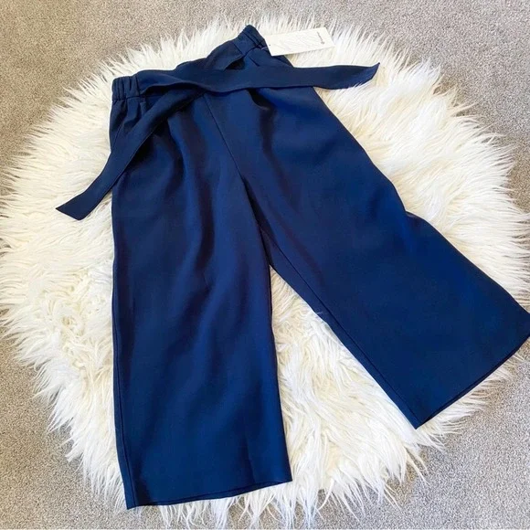 Lululemon Noir Crop True Navy Pants 6 - Picture 6 of 11